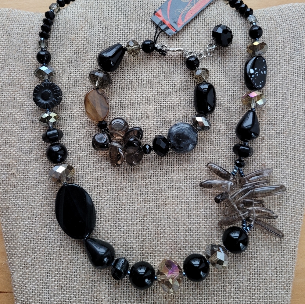 BEAUTIFUL BEADED | NECKLACE & BRACELET SET